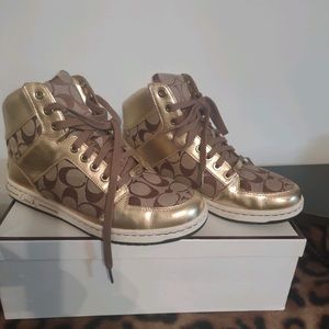 COACH NORRA SNEAKERS in box. Size 9